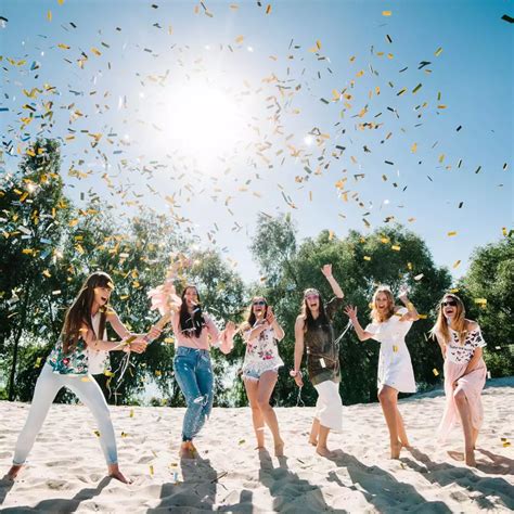 Le plus récent top hebdomadaire top mensuel le plus regardé les mieux notées la plus longue le plus court. 18 Instagram-Worthy Bachelorette Party Ideas