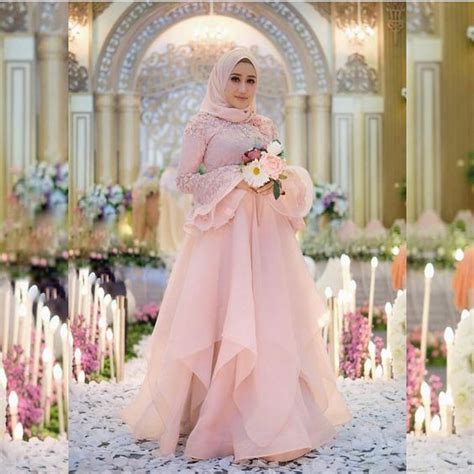 Maybe you would like to learn more about one of these? 20+ Model Baju Pengantin Muslimah Modern Terbaru | Mesin Jahit