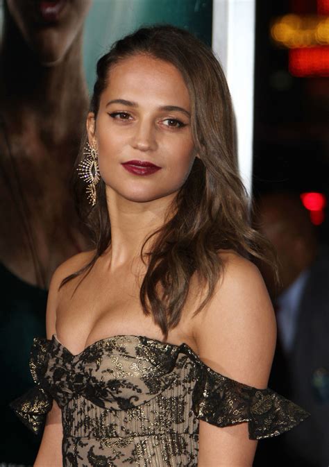 Previously we saw vikander portray croft in an origin story that failed to hit with audiences. Tomb Raider premiere : Alicia_Vikander