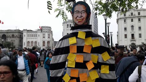 The indulto de comercio or licensed to trade, was issued to the alcalde mayor or corregidor. Indulto a Fujimori: manifestantes se congregan en la Plaza ...