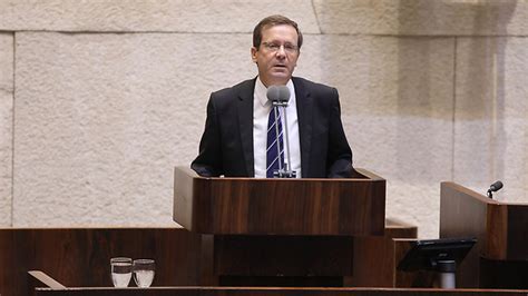 Jun 12, 2021 · יש מידה של אמת בתיוג שעשו בנימין נתניהו ומירי רגב למתנגדיהם כשכינו אותם חמוצים וקפוצי תחת. נאום "החמוצים" של נתניהו: "נכון שהכל קורס? חמוצים וטסים ...