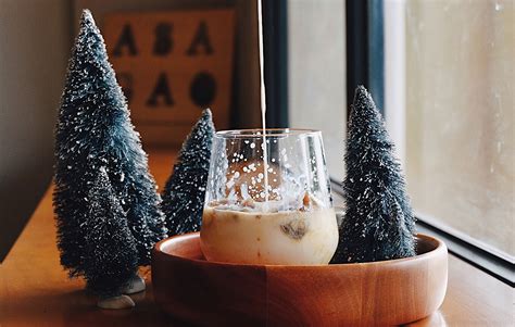 Best champagne christmas drinks from 25 holiday cocktails to try afternoon espresso.source image: Best Champagne Cocktails for Christmas