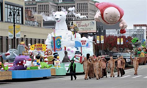 This parade is one of the most spectacular parades in the united states it is also one of the largest parades this country has every saw. Watch for Delta Dental in Detroit Thanksgiving parade ...