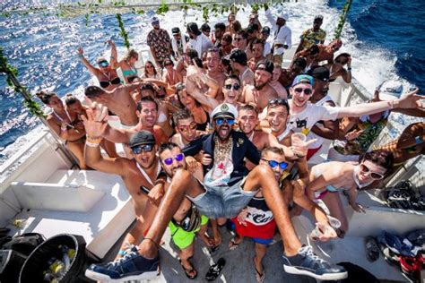 After the sun has set, rent a party bus to take you from nightclub to nightclub , with premium liquor, an. South Beach Boat Party & Nightclub Package-South Beach ...