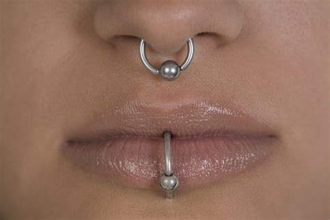 Caitlin's triple lobe piercing experience. Consequences of Nose Piercings | Livestrong.com