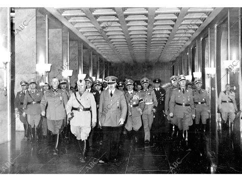 10 de junio de 1940. Fotografía de la reunión del 18 de junio de 1940 en Munich ...