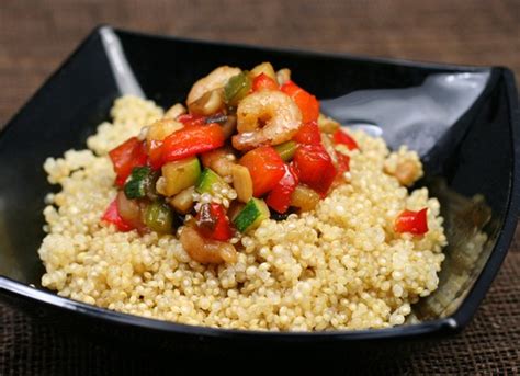 Únete al club de gerónimo. Quinoa con verduras y salsa de soja