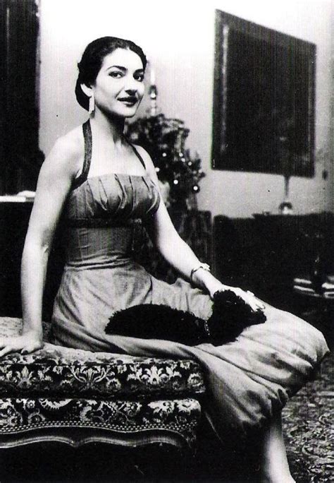 Nun hat sie das opernprojekt 7 deaths of maria callas konzipiert, in der exemplarisch sieben bühnentode anhand der musikalisch wie. Maria Callas -MIlan (1957) | Опера, Портрет, Марио