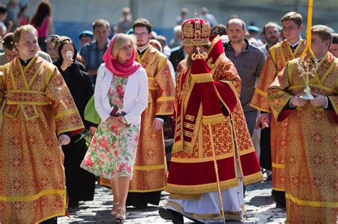 Aug 15, 2014 · официальный сайт футбольного клуба «краснодар». День ВДВ в Москве (21 фото)