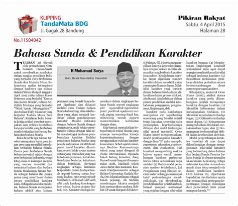 Seyogyanya dari itu maka penting kiranya terlebih khusus bagi orang sunda dan umumnya bagi semua jama'ah sholat jumat dalam memahami arti daripada khutbah sehingga dengan uraian singkat padat lewat contoh khutbah jumat bahasa sunda ini bisa menjadi contoh terbaik bagi kita semua. Contoh artikel: Contoh Artikel Bahasa Sunda Singkat ...