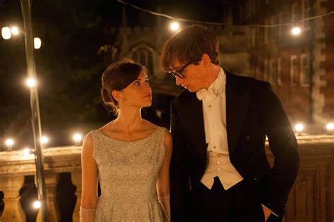 Eddie redmayne ganhou o oscar, o globo de ouro, o bafta e o screen actors guild de melhor ator por sua atuação. La Teoria del Todo, biopic sobre Stephen Hawking (Theory ...