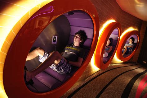High dynamic range for striking contrast. VIBE TEEN CLUB ON THE DISNEY DREAM - Magical DIStractions