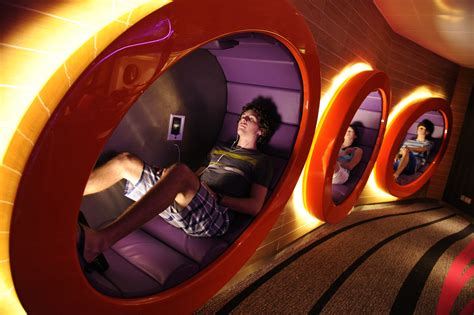 View and compare oceanview with verandah staterooms on the disney dream, disney fantasy, disney magic and disney wonder. VIBE TEEN CLUB ON THE DISNEY DREAM - Magical DIStractions