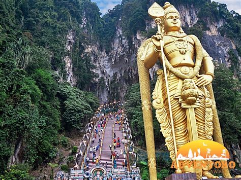 Pinggiran batu caves is a housing area near taman seri gombak and batu caves. Tour Batu Caves dan Pinggiran Kota | Kuala Lumpur, Malaysia