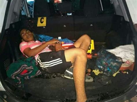 Reporting the narco news from mexico in an effort to apprise the citizens of mexico and the united states of the horrific mexican drug cartel war. GRAPHIC: 3 Cartel Gunmen, 1 Mexican Soldier Killed in ...