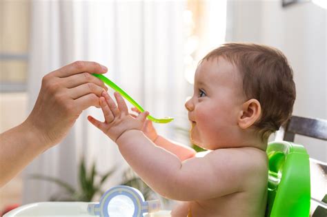 Some of the tips for infant's faster hair growth include detangling curls, applying oil on dry scalp, using baby shampoos, applying homemade conditioners, applying aloe vera, gelatin and hair cuts from time to time, etc. Benefits Of Olive Oil For Babies: When It's Safe & When It ...