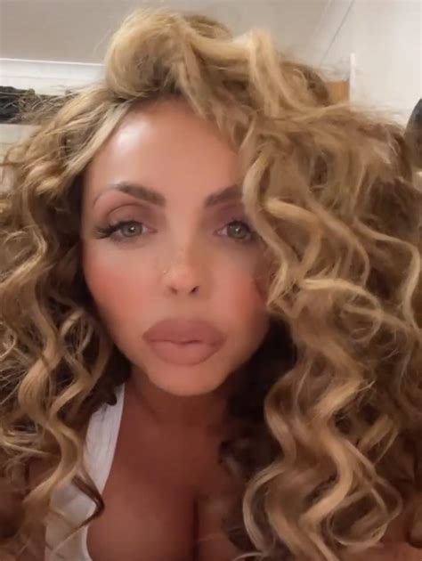 Why has jesy nelson quit little mix? Jesy Nelson detona padrões de beleza em primeiro vídeo ...