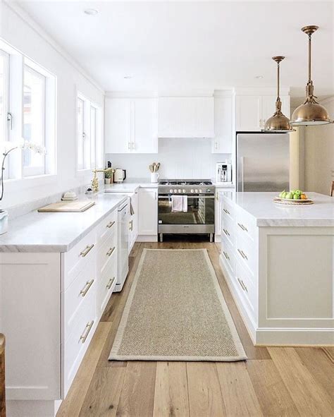 Check spelling or type a new query. Sisal runner, white kitchen with carrara marble, brass ...