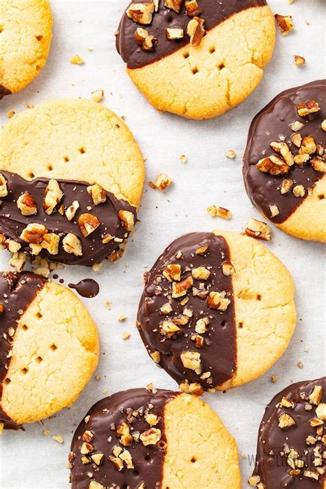 Unblanched almond flour should work, but don't substitute with coconut flour or other flours, which vary in their absorbency. Almond Flour Keto Shortbread Cookies Recipe | Wholesome ...