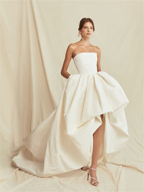 Powered by kwi unified commerce. Oscar de la Renta Wedding Dresses From Fall 2020 Bridal ...