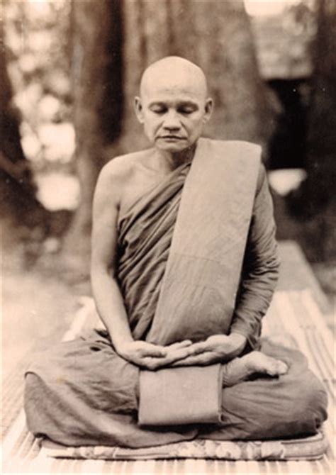 Ajahn chah was kornfield's teacher, and kornfield would occasionally make comments about chah, like seeing chah towards the end of his life when he was very sick and a short bit about that encounter. Voie Éveillée du Coeur: Les livres du grand maitre Ajahn Chah en français et en téléchargement ...