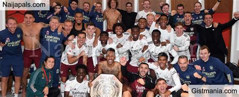 Arsenal plays in the premier league, the top flig. Arsenal Defeats Liverpool On Penalty To Lift Community ...