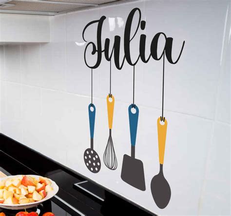 Vinilo decorativo citación cocina condimentos para la rutina. Vinilo cocina utensilios con nombre - TenVinilo