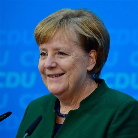 Unter ihrer führung sind die deutschen in guten händen. Angela Merkel: Die Wahrheit über ihre Beziehung | InTouch