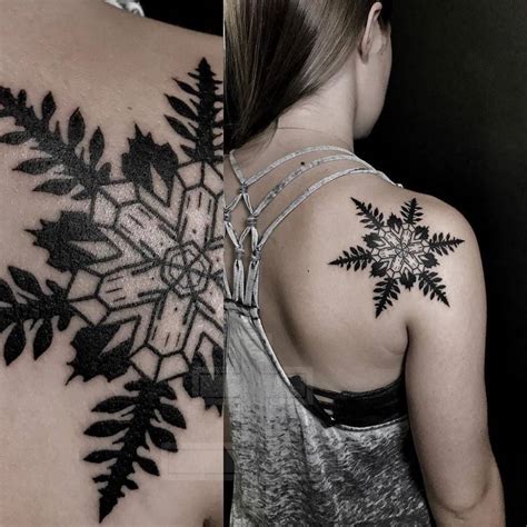 Today we'll be taking a look at back shoulder tattoos and the endless designs choices available. Snowflake tattoo on the right shoulder blade.