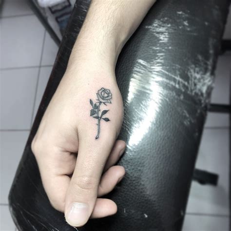 Dövme sildirme elmas kazimkulan kulan kulanpasaji madur kadın pasaj piercing pırlanta tatto tattoo artist tattooartist volkan serik volkanserik yalan. Dövme modelleri, dövme fikirleri,erkek dövmeleri, yazı ...