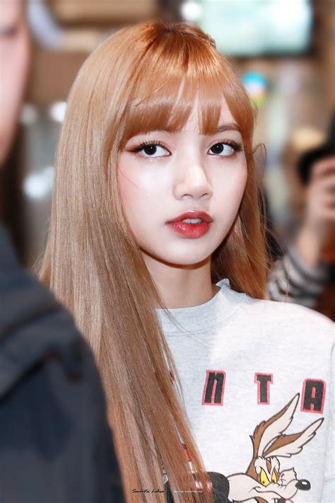 Jisoo, lisa, jennie y rosé han demostrado ser una de las artistas con más. 세뇨리타, 라리사! on Twitter | Blackpink lisa, Blackpink, Lisa