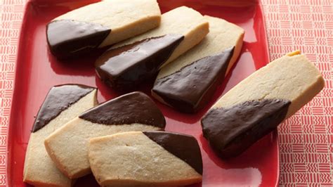 Line 2 baking sheet with parchment paper. Trisha Yearwood Cookies / Triple Chocolate Fudgy Cookies ...