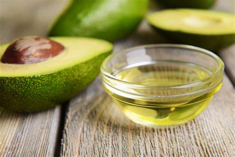 While cooking with avocado oil has still not caught on, the cosmetic industry leverages the many benefits of avocado oil for skin and hair. How to Use Avocado Oil for Hair That's Silky and Smooth