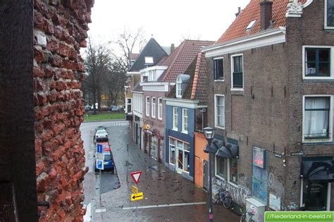 Zwolle en vooral de binnenstad is na koningsdag 2016 ook ontdekt door toeristen. Luchtfoto's zwolle / foto's zwolle | Nederland-in-beeld.nl