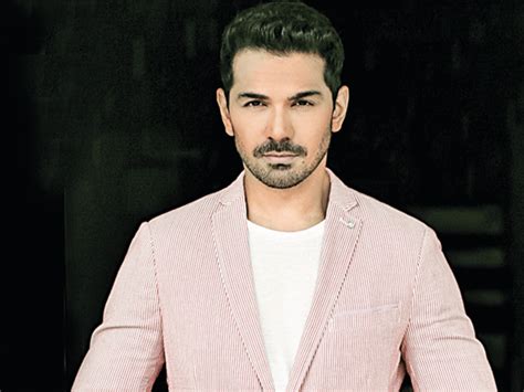 Abhinav shukla ретвитнул(а) rubina dilaik. Abhinav Shukla Biodata, Movies, Net-worth, Age, New Movies ...