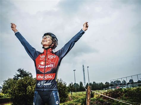 Fallece de cáncer a los 31 años una ciclista belga. Veldrijdster Jolien Verschueren terug na hersentumor: 'Ik ...