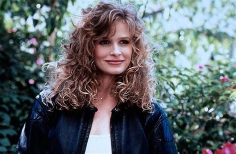 Don't get the way of a mother and her son!! Kyra Sedgwick - Über diesen Star | cinema.de