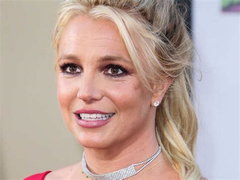 Britney spears • 193 млн просмотров. У отца Бритни Спирс отняли опеку - Экспресс газета