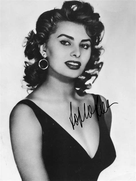 Find the perfect sophia loren stock photos and editorial news pictures from getty images. Slice of Cheesecake: Sophia Loren, pictorial