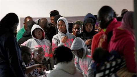 Libya harita sokak haritasını göster arazi sokak haritasında arazi göster uydu uydu görüntülerini göster karma görüntüleri sokak adlarıyla göster. Libya Slave Auctions