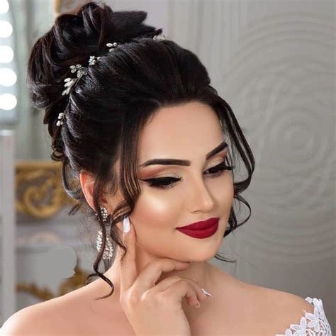 تسريحات للشعر الطويل من أفخم صالونات التجميل hairstyles for long hair. اجمل تسريحات شعر للعروس - تسريحات عرايس كلاسيك - زفاف.نت