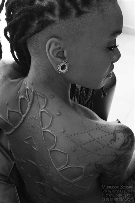 See more ideas about scarification, body modifications, body mods. Strikingly Beautiful Backpiece Scar | BME: Tattoo ...
