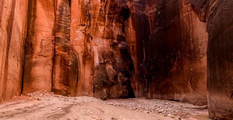 My first through hike exceeded my expectations in every way. Best Day-Hike ever! Buckskin Gulch, Utah - aconcagua.de in 2020 | Praktische tipps, Slot canyon ...