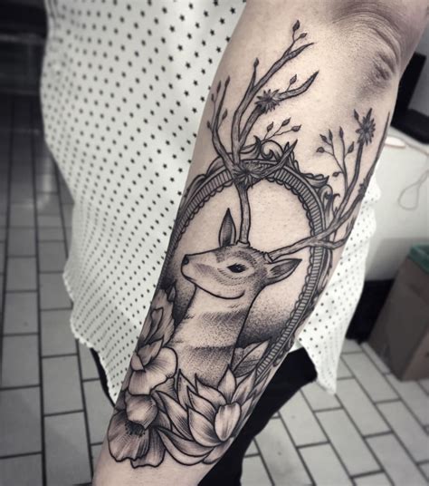 In the celtic tradition, cernunnos is a pagan deity charged with the task of protecting the forest. #lady#deer#dotwork#tattoo#inked#tattooedgirl#flowertattoo#blackart#blackwork#deertattoo#lineart# ...