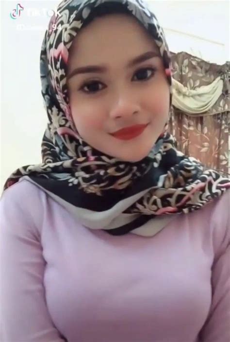 Video viral artis twitter terbaru bikin heboh warganet. Kumpulan Video & Foto Ukhti Susu Perah Sapi, Gemes ...