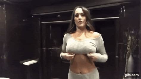 With tenor, maker of gif keyboard, add popular cute animated gifs to your conversations. Sizzling WWE Diva Nikki Bella Celebrates a Milestone In ...