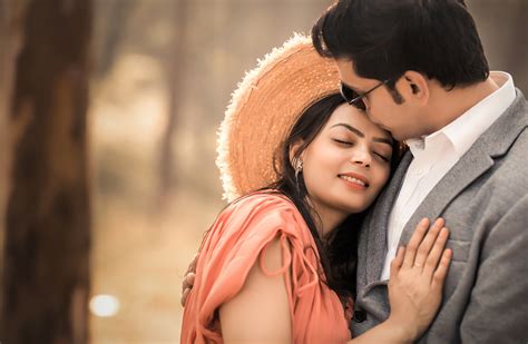 Wedding photography covers many aspects from rituals to pre wedding photo shooting. Clickography | Wedding Photographers | Pune | Weddingsutra Favorites