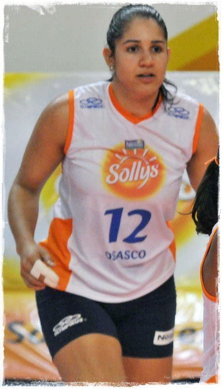 Pereira voleibol quadra de basquete esportes. Vôlei Feminino: MERCADO: NATÁLIA