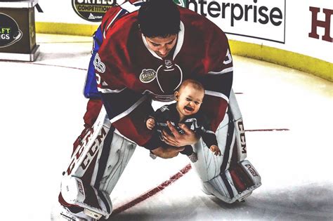 Habs' carey price expects to return soon. Carey Price with his daughter. | Hockey players, Kids fans ...