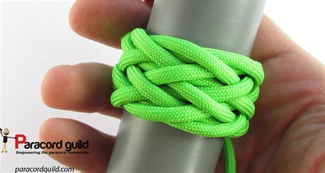 Never lose your keys again with this gaucho fan knot paracord lanyard. How to tie a gaucho knot - Paracord guild